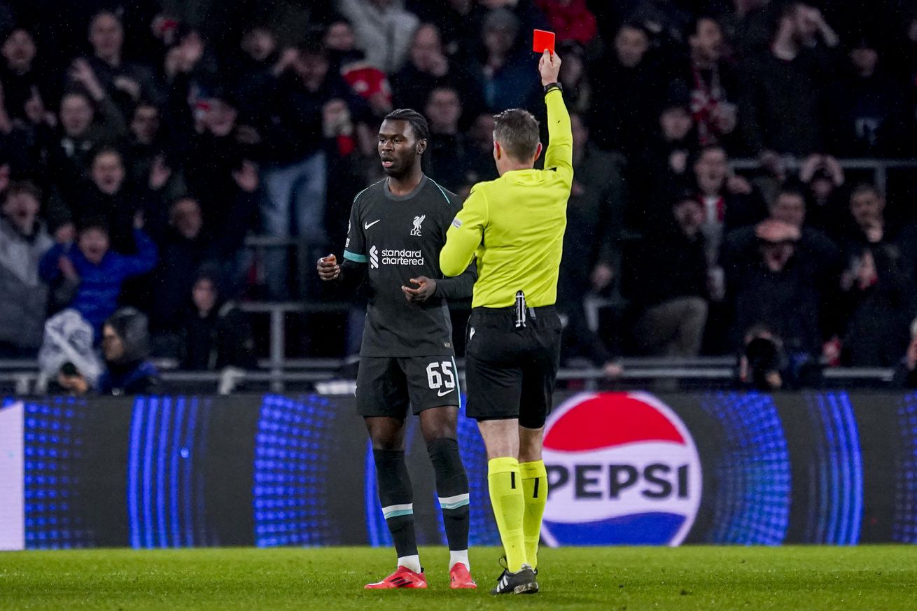 PSV Eindhoven v Liverpool FC - UEFA Champions League 2024/25 League Phase MD8