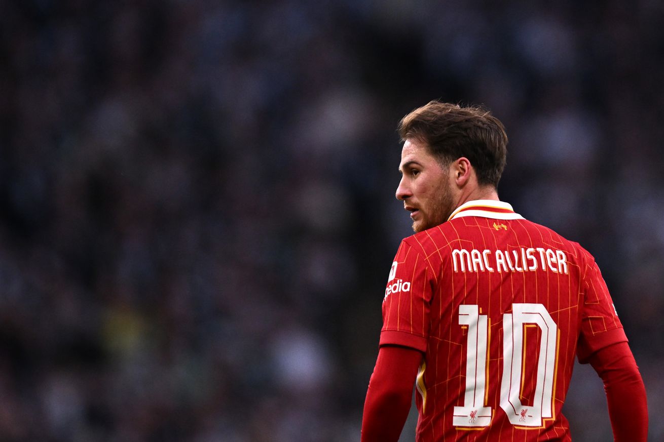Liverpool v Newcastle United - Carabao Cup Final
