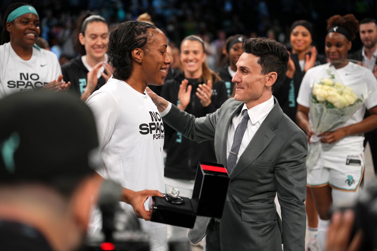 Golden State Valkyries v New York Liberty