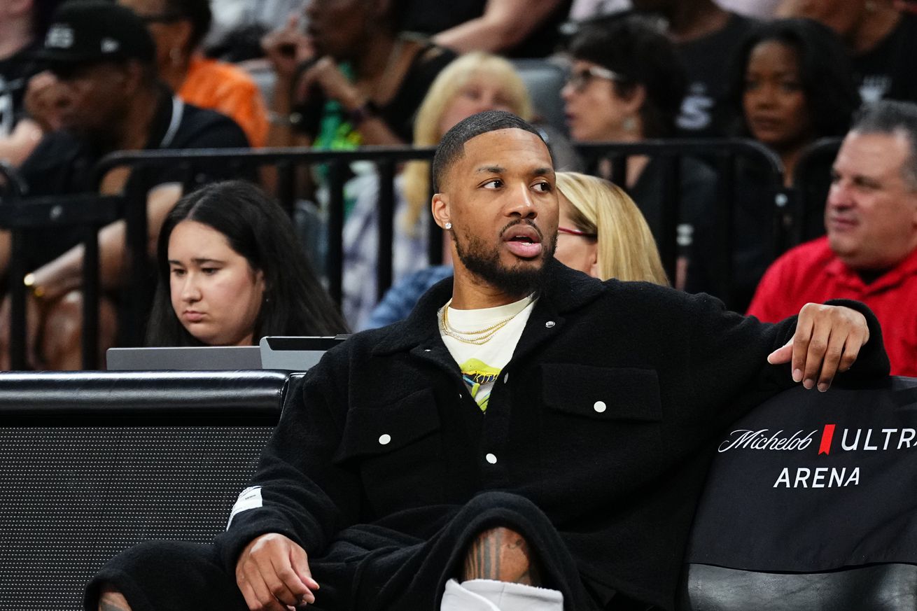 Los Angeles Sparks v Las Vegas Aces