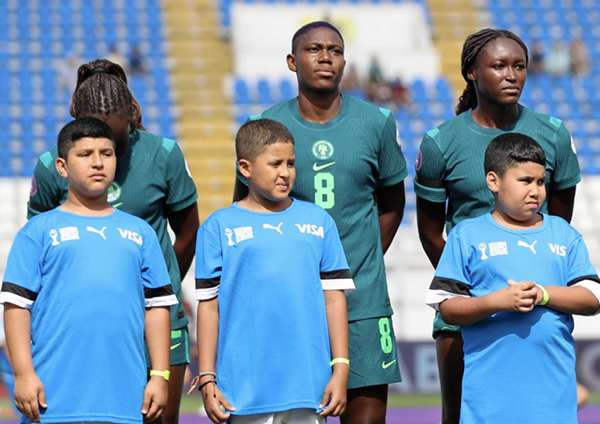Asisat Oshoala, Rinsola Babajide