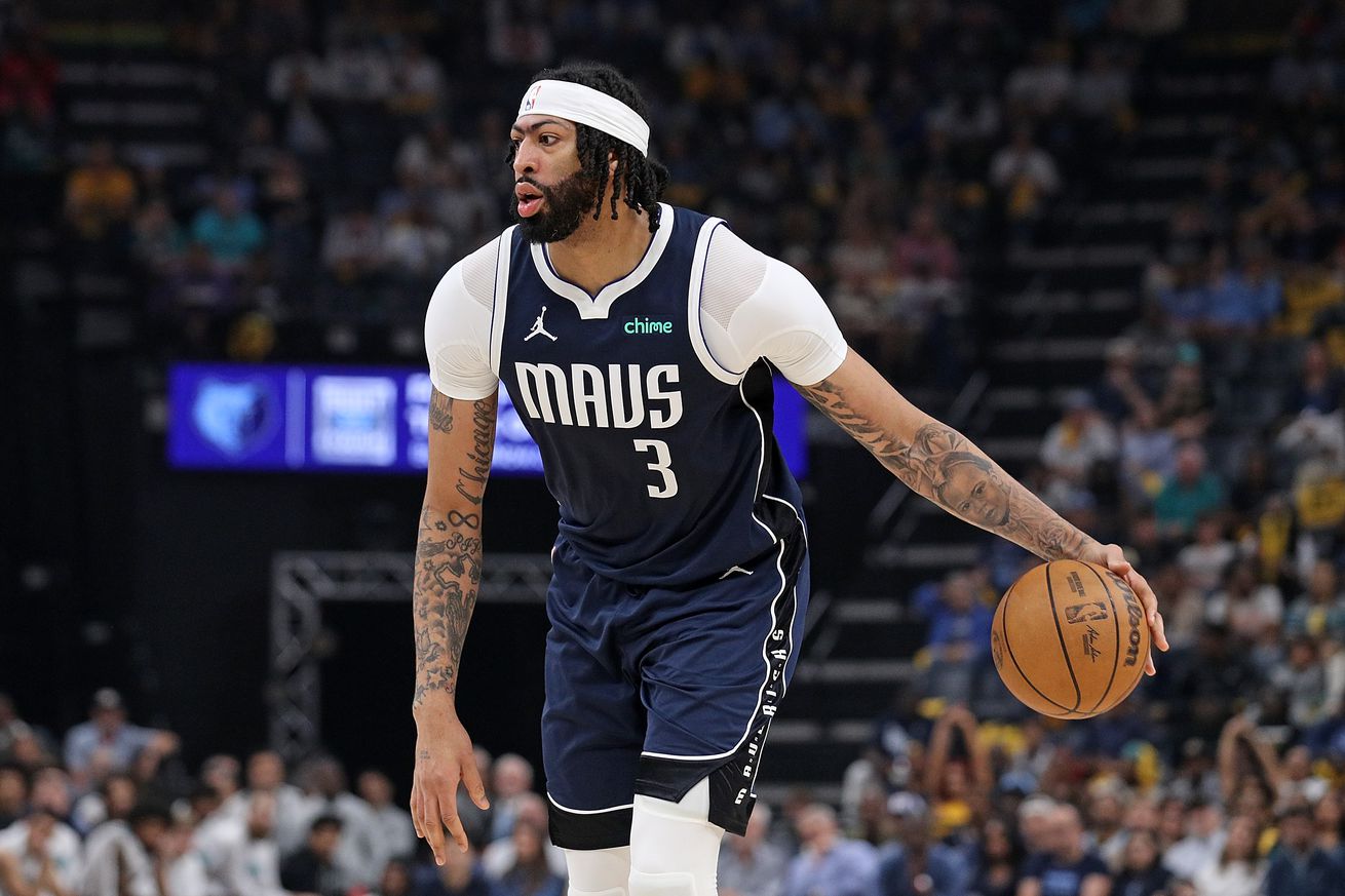 Dallas Mavericks v Memphis Grizzlies - Play-In Tournament